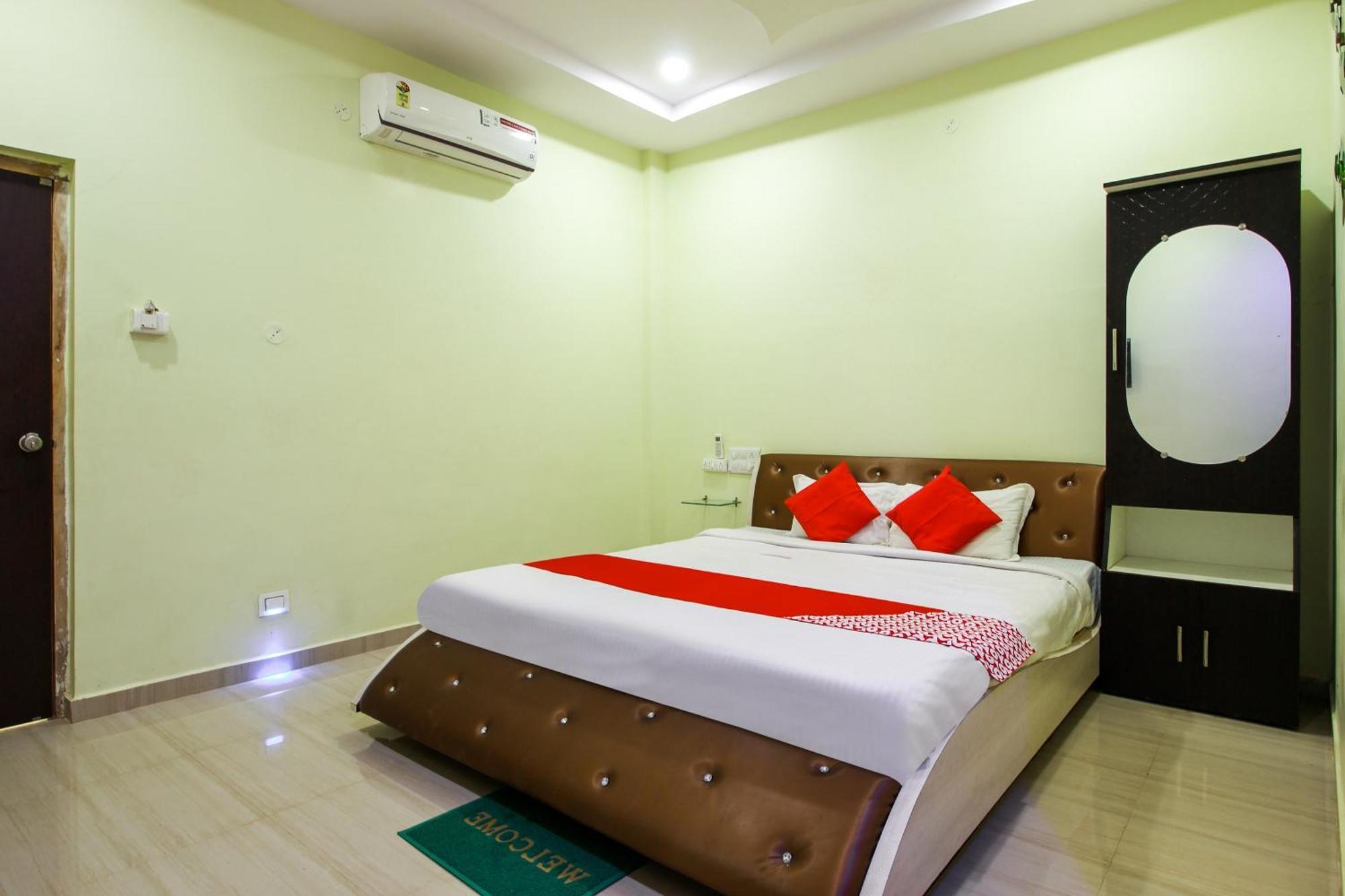โอโย 70694 โฮเทล กรีน พาร์ค รีสอร์ต Hotel Silari ภายนอก รูปภาพ