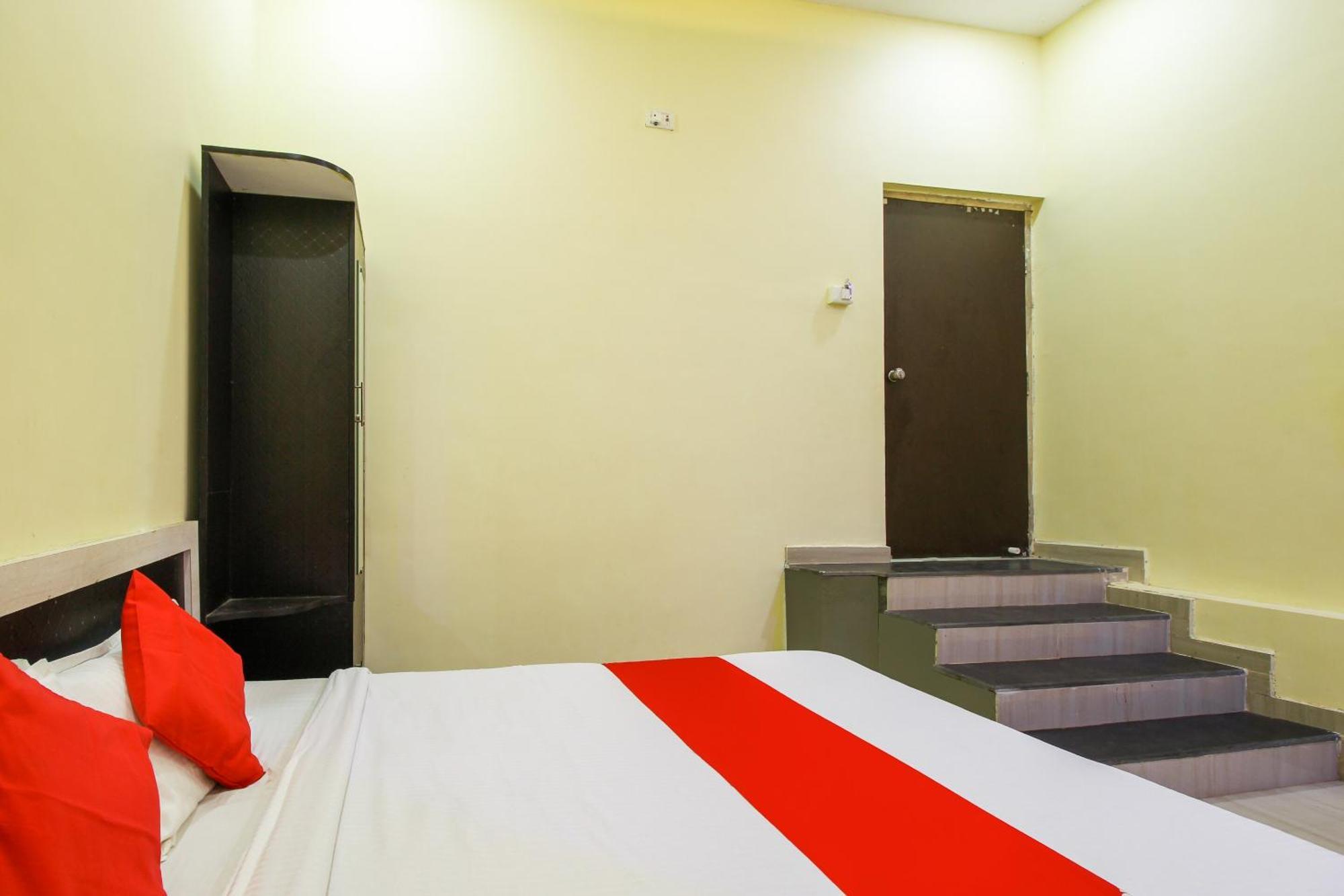 โอโย 70694 โฮเทล กรีน พาร์ค รีสอร์ต Hotel Silari ภายนอก รูปภาพ
